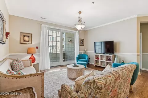 22 Cooper Ave #207, Long Branch, NJ 07740
