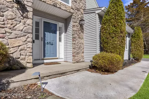 Exterior - 602 Symphony Ct, Jackson, NJ 08527 photo 2 of 8