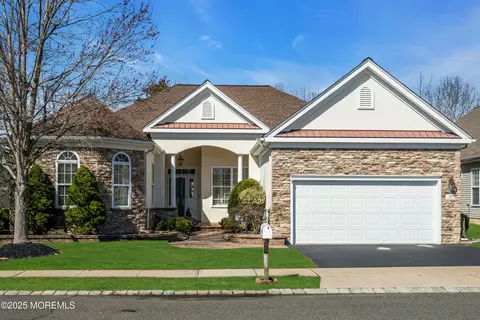53 Heritage Point Blvd, Barnegat, NJ 08005