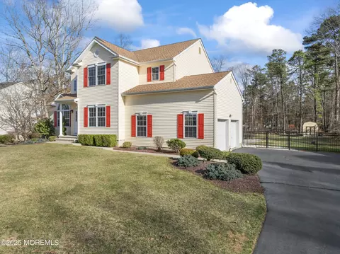 8 Leone Blvd, Jackson, NJ 08527 photo 3