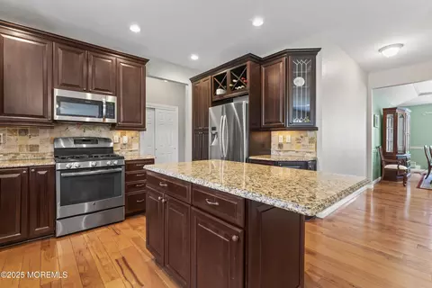 8 Leone Blvd, Jackson, NJ 08527 photo 17