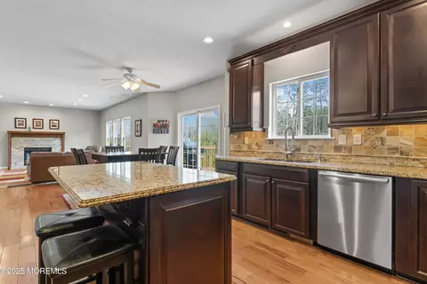 8 Leone Blvd, Jackson, NJ 08527 photo 18