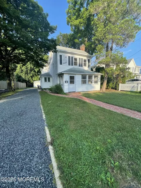 132 Fair Haven Rd, Fair Haven, NJ 07704
