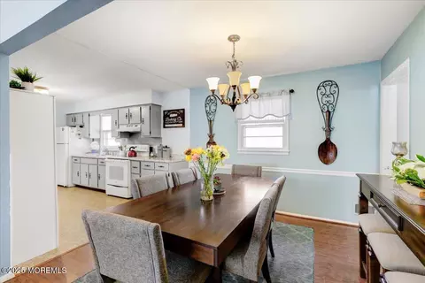 Dining - 50 Forest Dr, Jackson, NJ 08527 photo 1 of 3