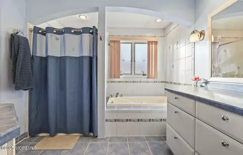 16 Locust Ave, Jackson, NJ 08527 photo 38