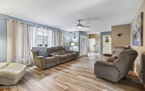 16 Locust Ave, Jackson, NJ 08527 photo 14