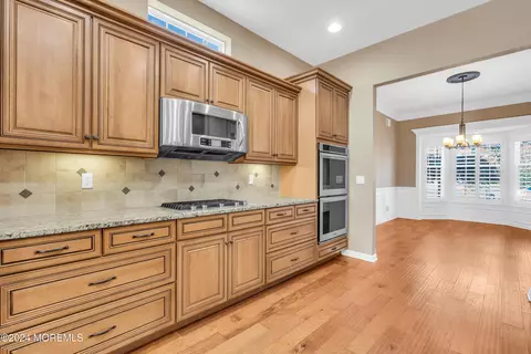Kitchen - 41 Dunberry Dr, Forked River, NJ 08731 photo 5 of 7