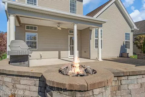 Exterior - 41 Dunberry Dr, Forked River, NJ 08731 photo 6 of 16