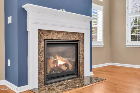 Living - 41 Dunberry Dr, Forked River, NJ 08731 photo 3 of 6