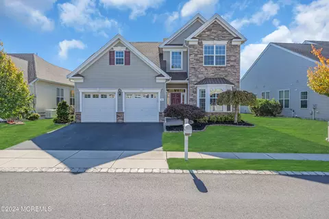 Exterior - 41 Dunberry Dr, Forked River, NJ 08731 photo 2 of 16