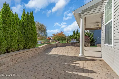 Exterior - 41 Dunberry Dr, Forked River, NJ 08731 photo 4 of 16