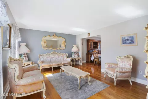682 Windsor Rd, Brick, NJ 08723 photo 12