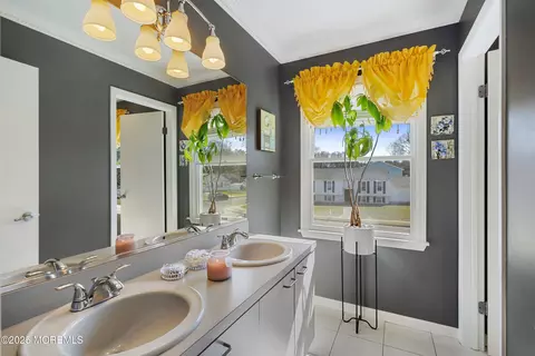 682 Windsor Rd, Brick, NJ 08723 photo 29