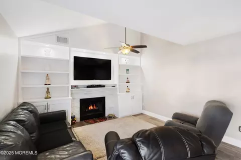 682 Windsor Rd, Brick, NJ 08723 photo 21