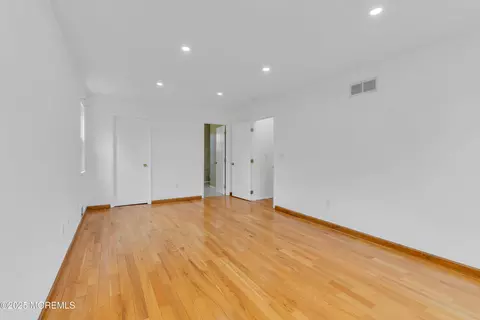 Bedroom - 115 Leesville Rd, Jackson, NJ 08527 photo 5 of 5