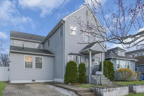 196 Hudson Ave, North Middletown, NJ 07748