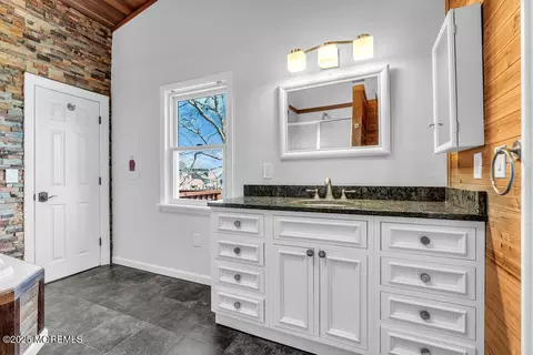 Bath - 23 Bayview Dr, Waretown, NJ 08758 photo 3 of 7
