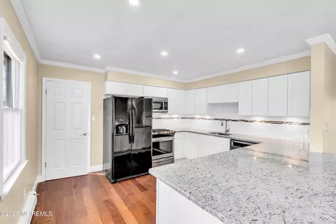Kitchen - 1612 Beverly Rd, Forked River, NJ 08731 photo 1 of 3