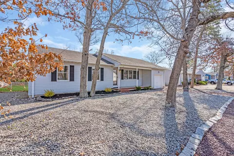 Exterior - 1612 Beverly Rd, Forked River, NJ 08731 photo 6 of 7