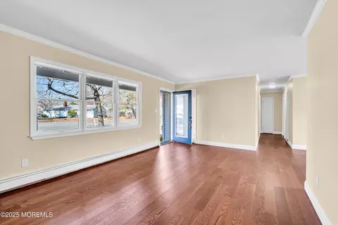 Living - 1612 Beverly Rd, Forked River, NJ 08731 photo 2 of 3