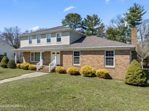 44 Ascot Dr, Ocean, NJ 07712