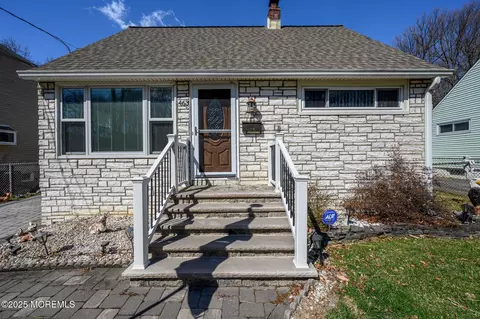 463 Ferndale Pl, Keyport, NJ 07735