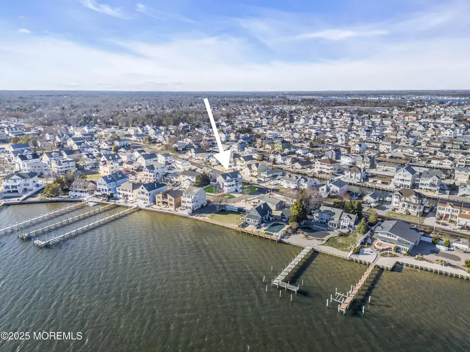 View/Area - 8 Crowell St, Toms River, NJ 08753 photo 6 of 16