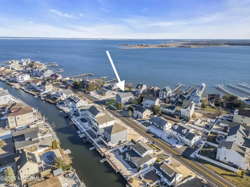 View/Area - 8 Crowell St, Toms River, NJ 08753 photo 3 of 16