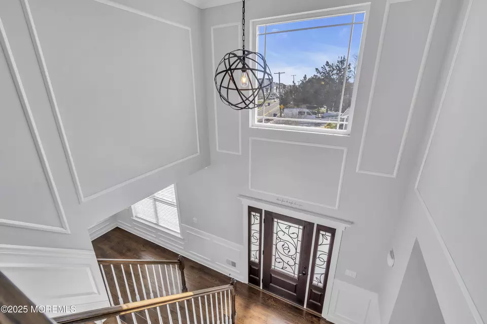 Entry Way - 8 Crowell St, Toms River, NJ 08753 photo 6 of 7