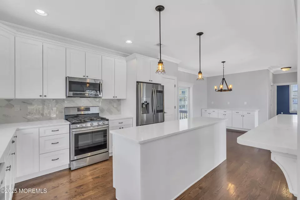 Kitchen - 8 Crowell St, Toms River, NJ 08753 photo 6 of 6