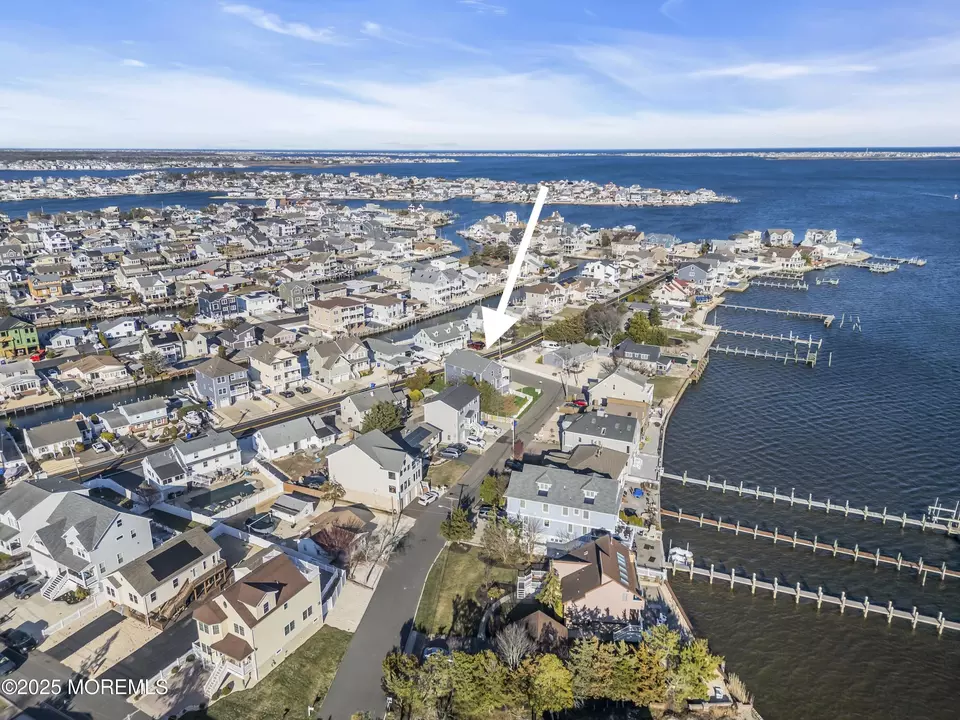 View/Area - 8 Crowell St, Toms River, NJ 08753 photo 2 of 16