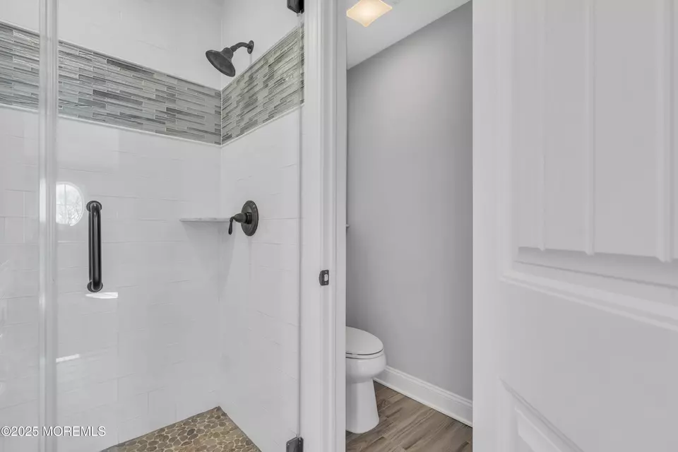 Bath - 8 Crowell St, Toms River, NJ 08753 photo 8 of 8