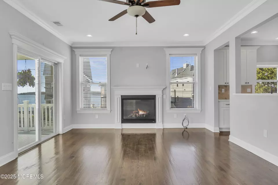 Living - 8 Crowell St, Toms River, NJ 08753 photo 2 of 3