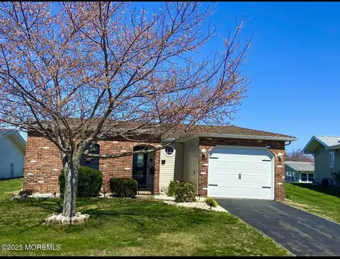 49 Watkins Rd, Brick, NJ 08724