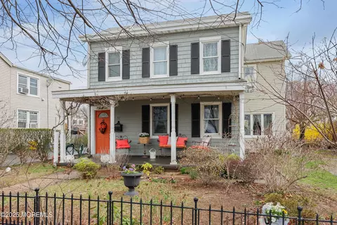 37 Prospect Ave, Red Bank, NJ 07701