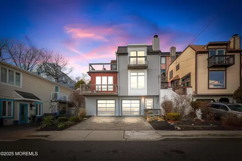 275 Front St, Perth Amboy, NJ 08861