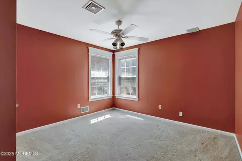 Bedroom - 7 Sandpiper Ct, Jackson, NJ 08527 photo 5 of 7