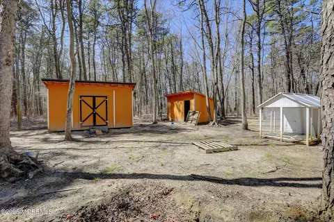 Exterior - 7 Sandpiper Ct, Jackson, NJ 08527 photo 10 of 11