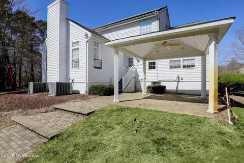 Exterior - 7 Sandpiper Ct, Jackson, NJ 08527 photo 7 of 11