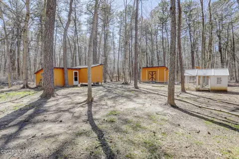 Exterior - 7 Sandpiper Ct, Jackson, NJ 08527 photo 9 of 11