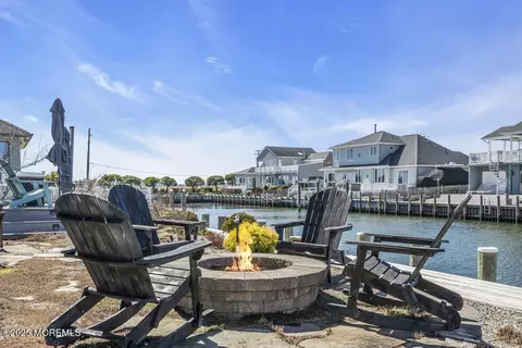 Exterior - 803 Ensign Dr, Forked River, NJ 08731 photo 7 of 9