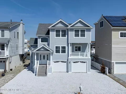 1406 Paul Blvd, Manahawkin, NJ 08050