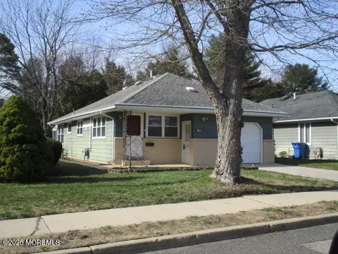 1662 Yorktowne Blvd, Toms River, NJ 08753
