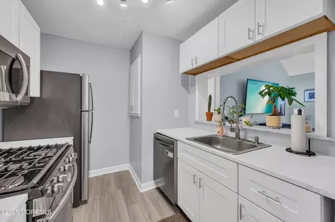 Kitchen - 107 Daffodil Dr, Jackson, NJ 08527 photo 3 of 3