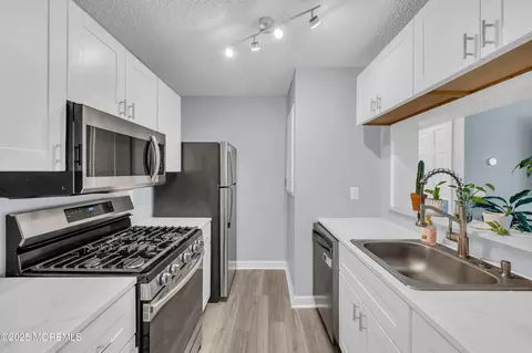 Kitchen - 107 Daffodil Dr, Jackson, NJ 08527 photo 1 of 3