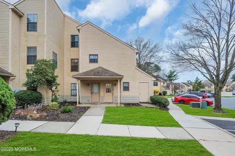 Exterior - 107 Daffodil Dr, Jackson, NJ 08527 photo 2 of 3