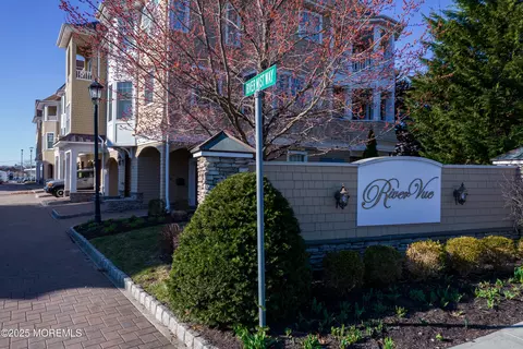 103 River Mist Way, Brielle, NJ 08730