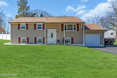 7 Southgate Dr, Howell, NJ 07731