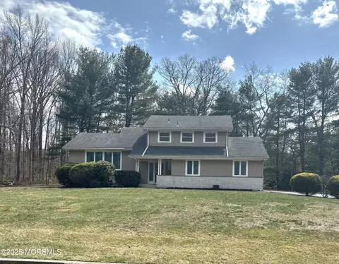 6 Oakwood Pkwy, Old Bridge, NJ 08857