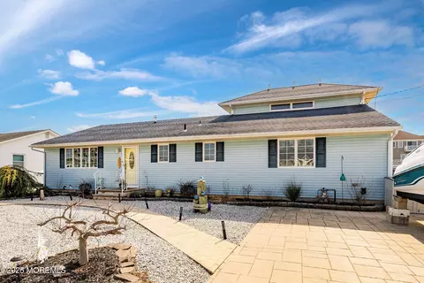 Exterior - 833 Windward Dr, Forked River, NJ 08731 photo 2 of 8